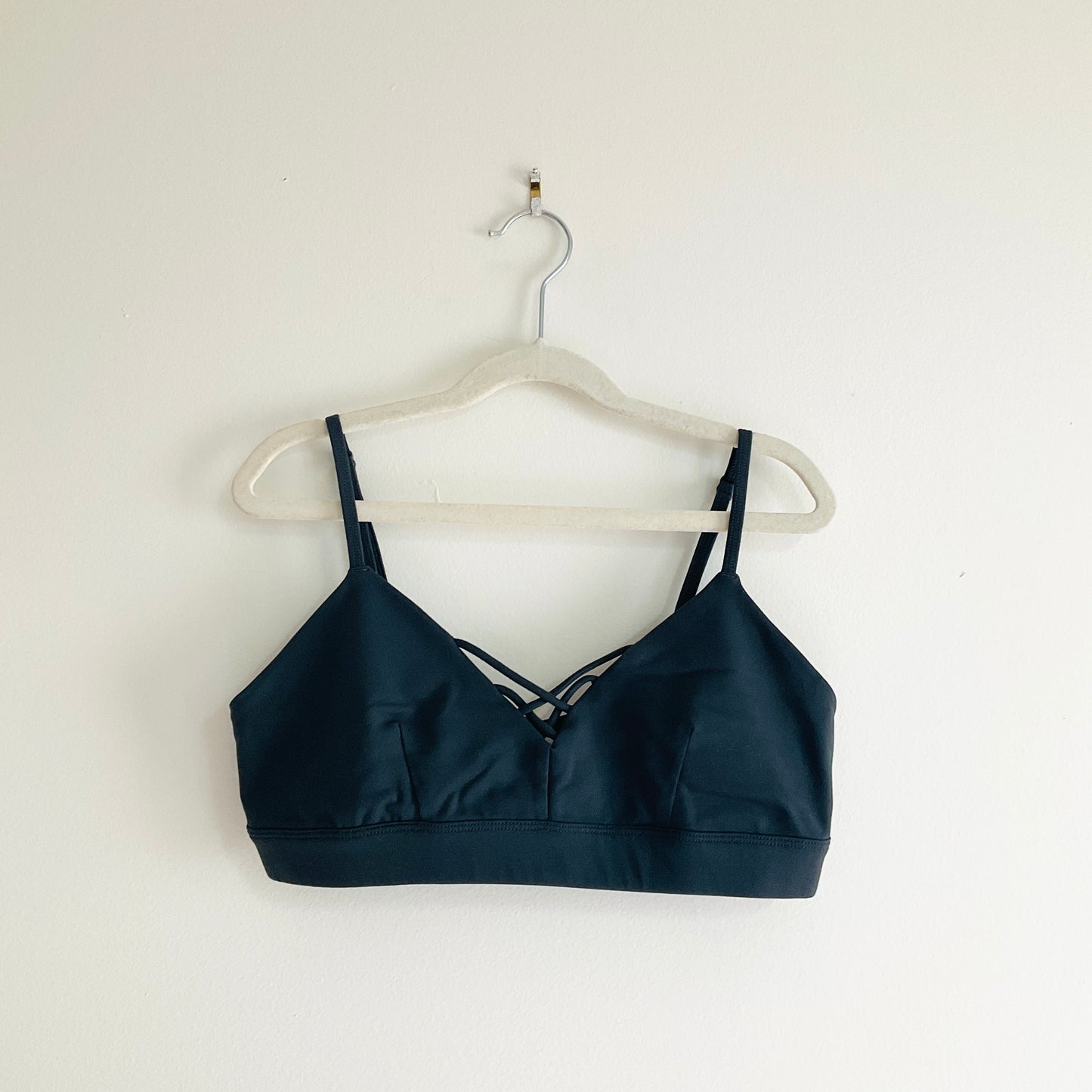 Alo Interlace Yoga Sports Bra