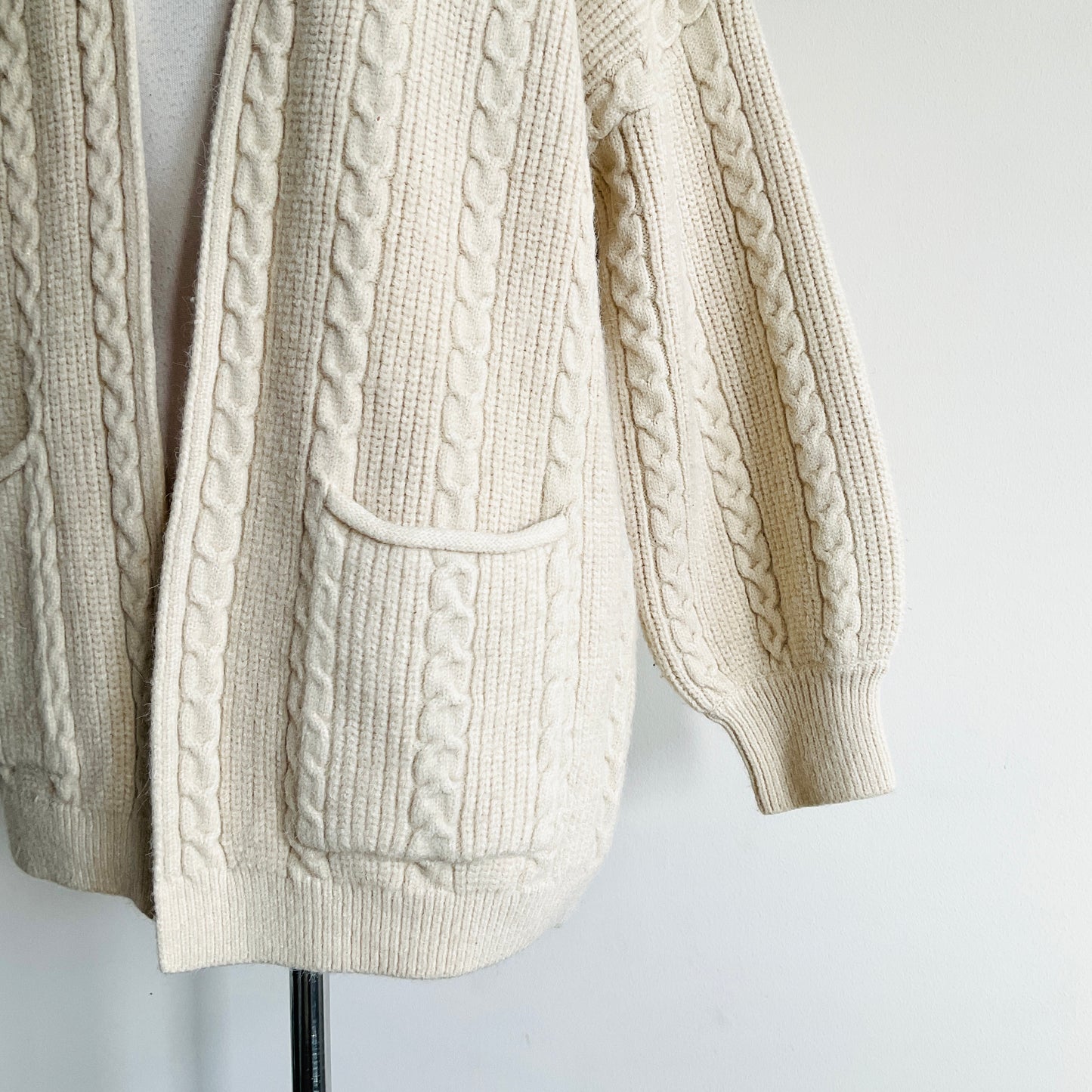 Heartloom Cable-knit Cardigan