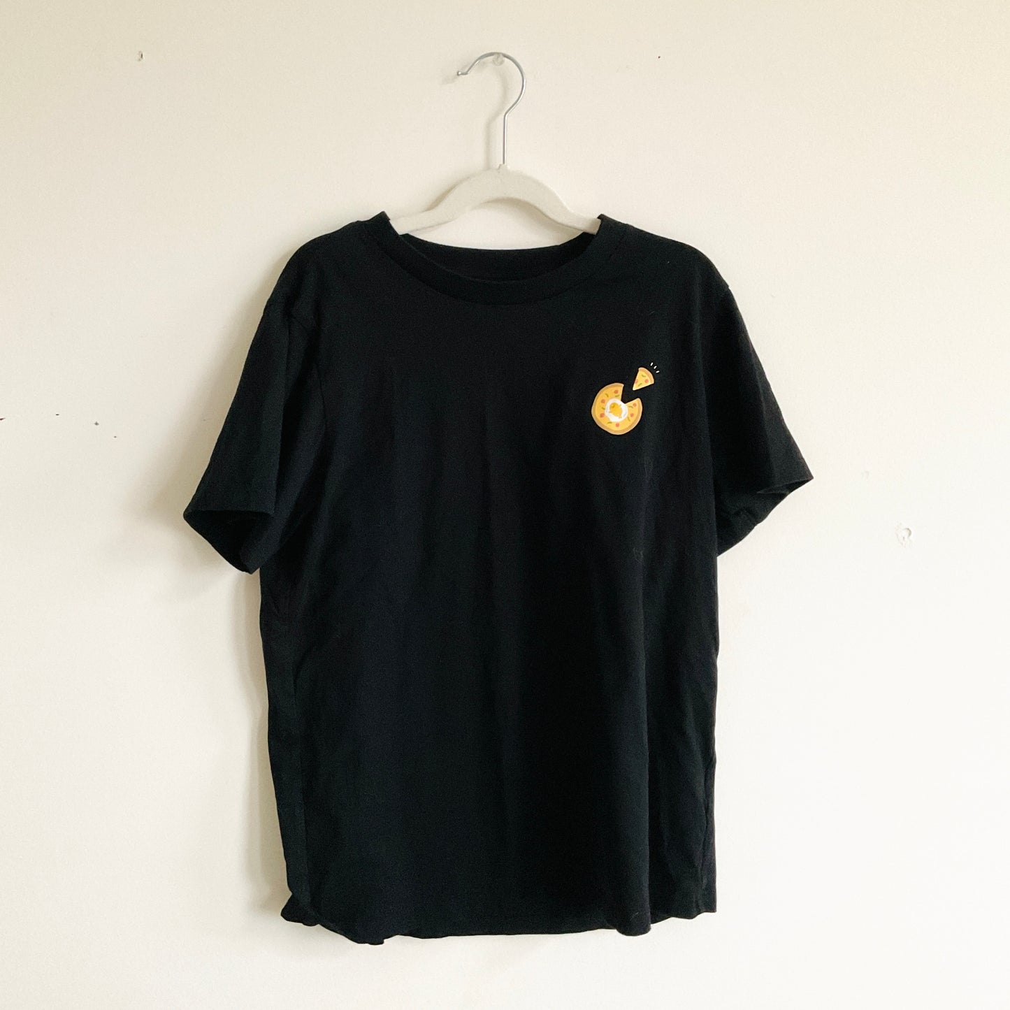 Uniqlo Gudetama Graphic Tee