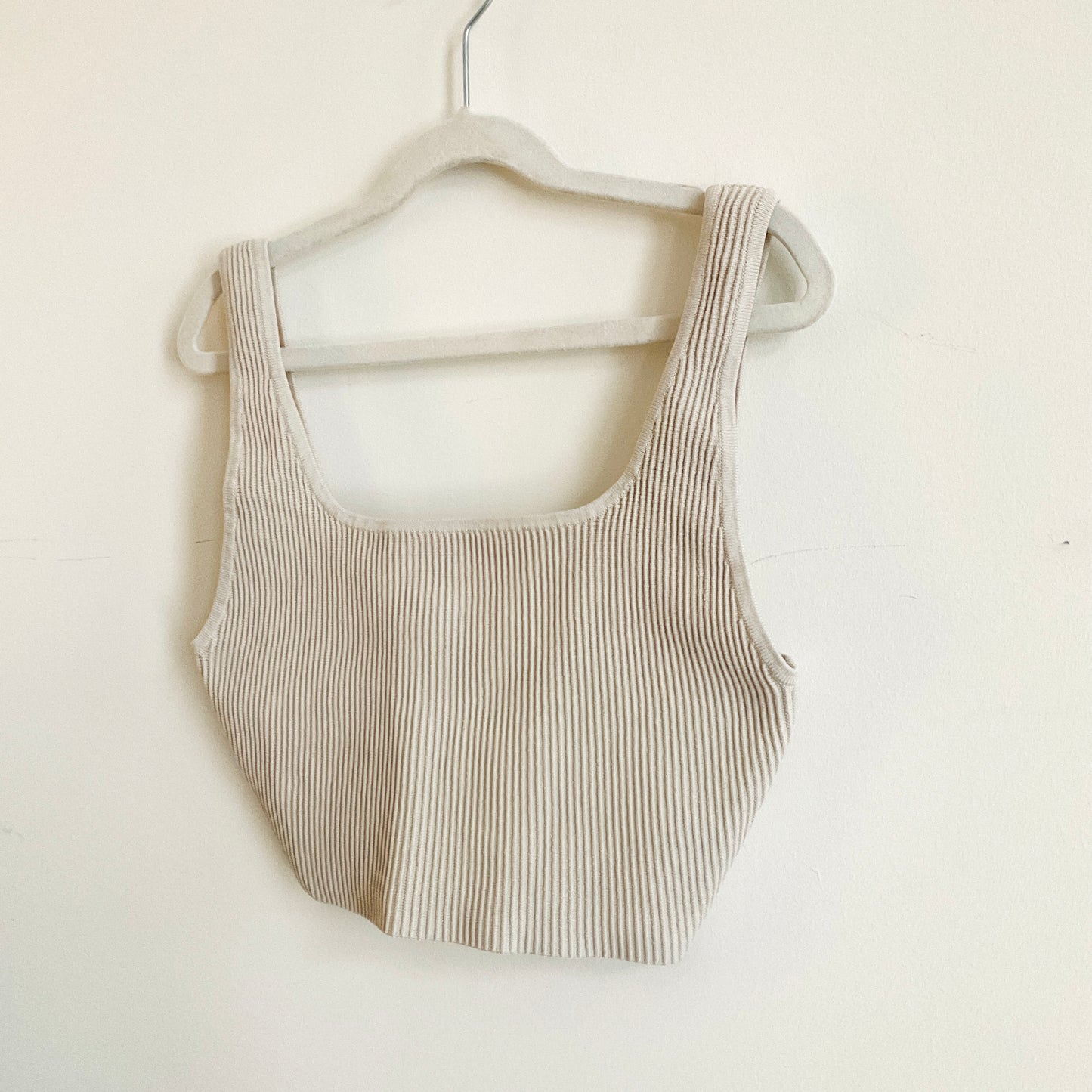 Babaton Cropped Sculpt Knit Tanks