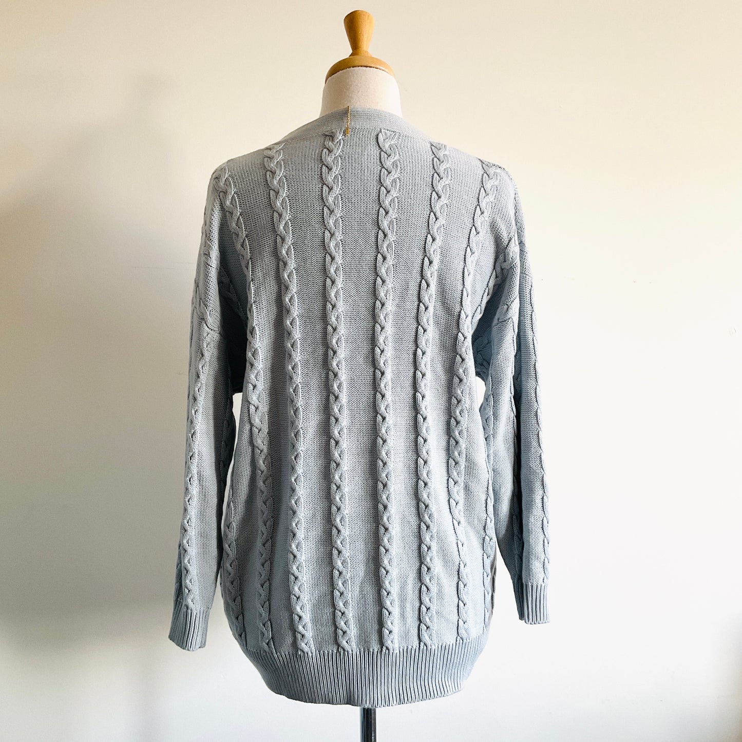 Boutique Cable-knit Cardigan