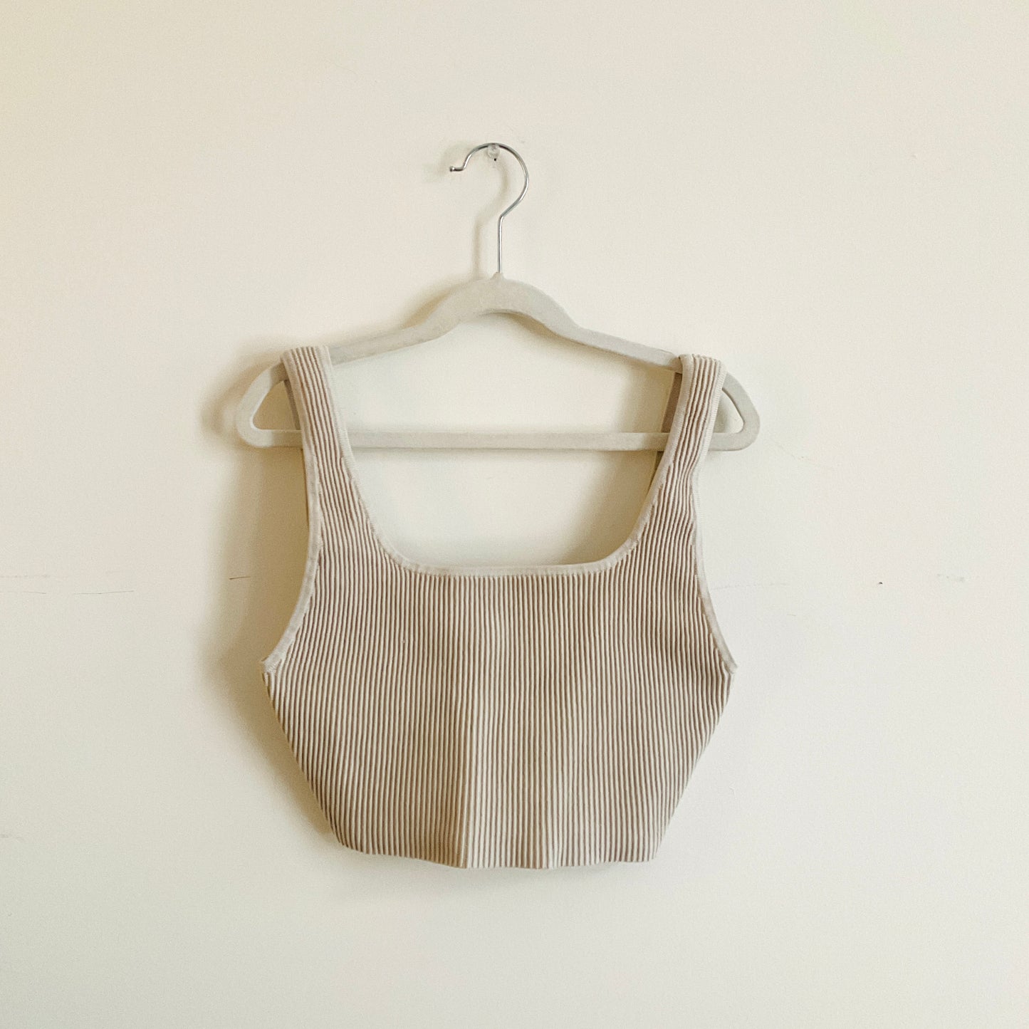 Babaton Cropped Sculpt Knit Tanks