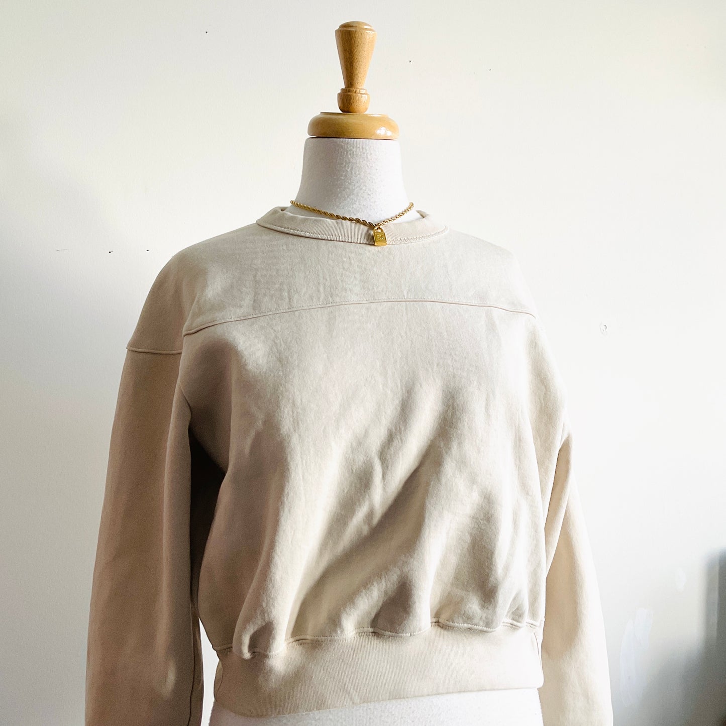 Uniqlo Cream Sweatshirt