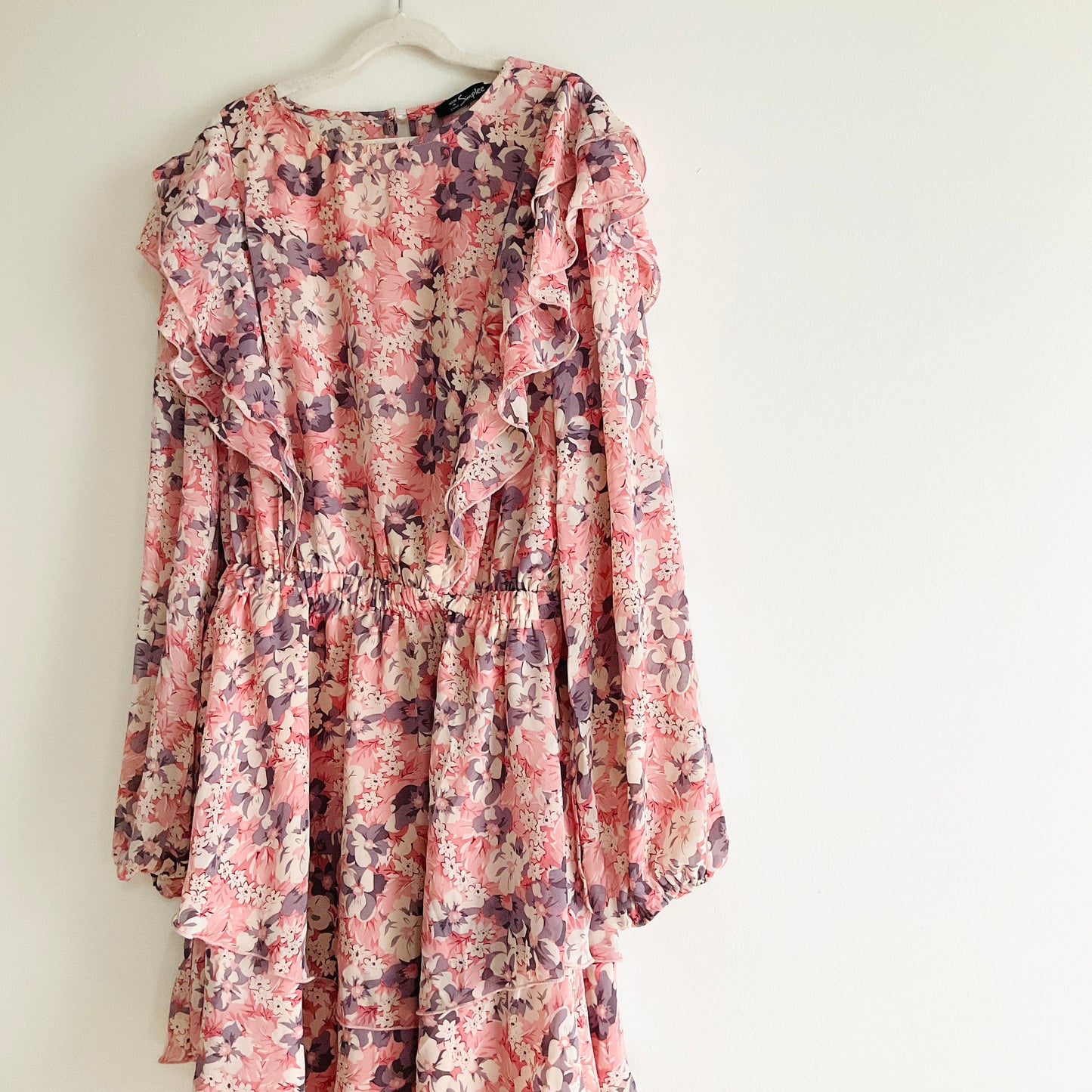 Simplee Floral Chiffon Ruffle Dress