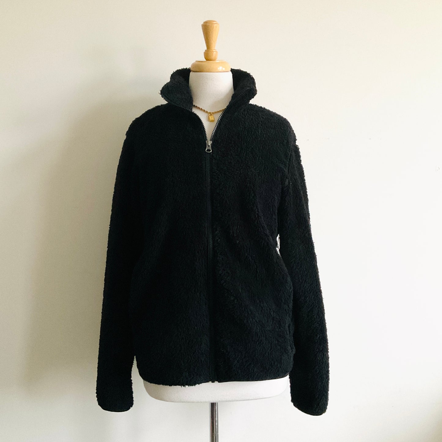 Uniqlo Fuzzy Zip-up Sweater