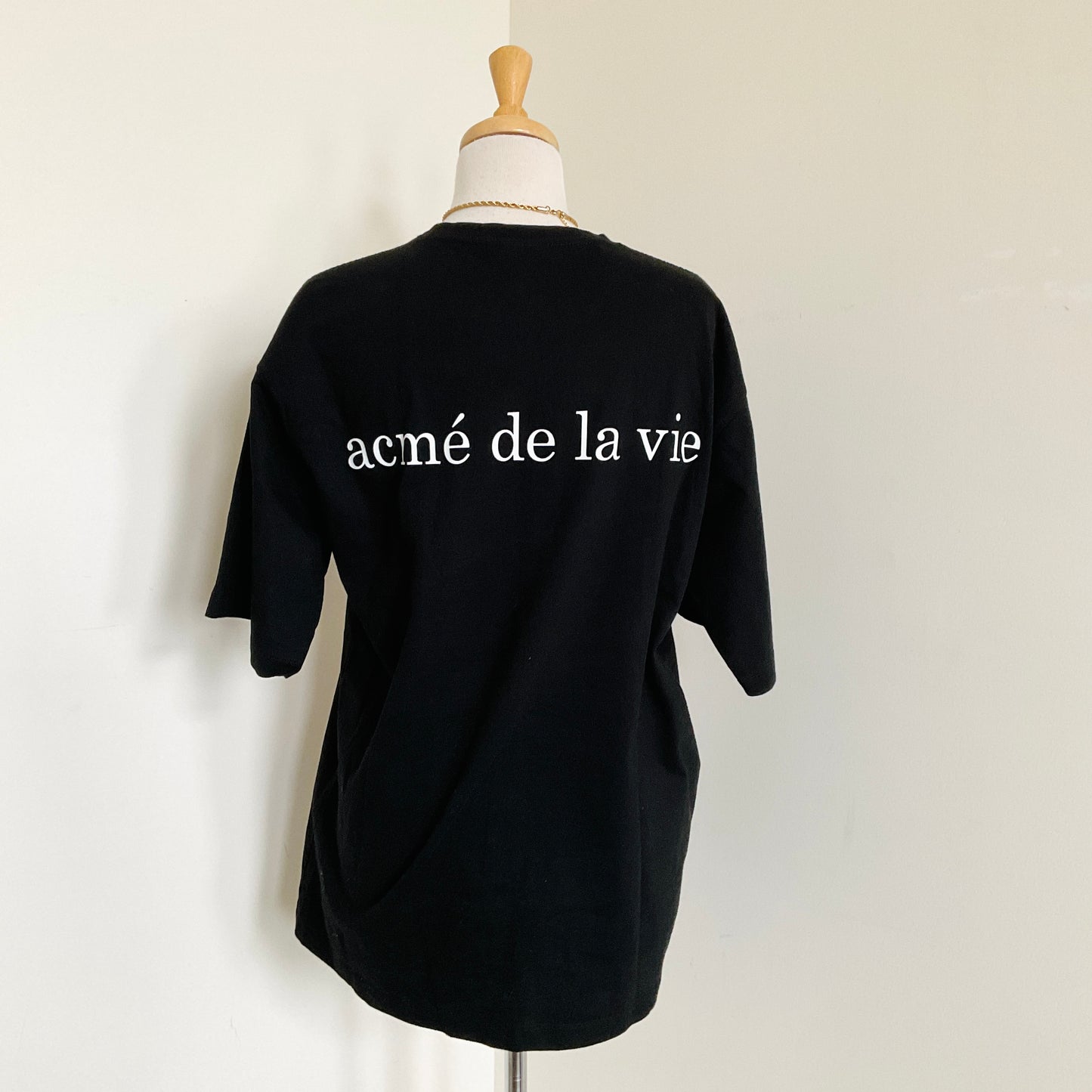 Acme de la Vie Baby Face Graphic Tee