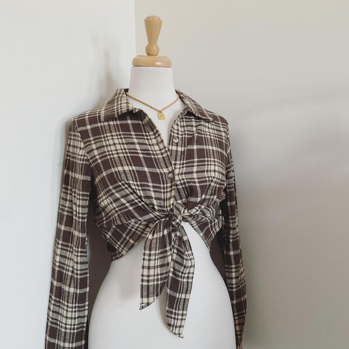 Shein Plaid Cropped Tie-front Button-up Longsleeve